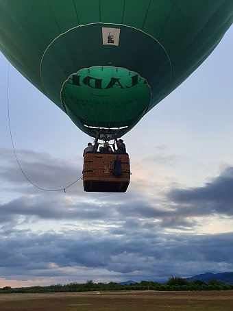Heiraten im Heißluftballon, Foto: unbekannt Heiraten im Heißluftballon, Foto: unbekannt