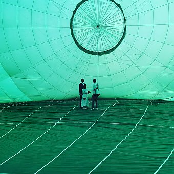 Heiraten im Heißluftballon, Foto: unbekannt Heiraten im Heißluftballon, Foto: unbekannt